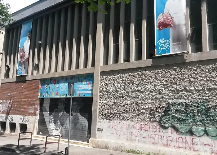 Donna Lavinia A Cinecitta רומא